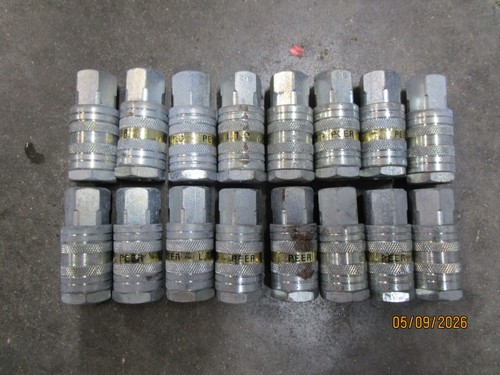 (16) Female Quick Connect Air Line Fittings 3/8
