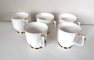 Royal Albert Val D Or Cups Set of 5 Bone China England Gold Trim