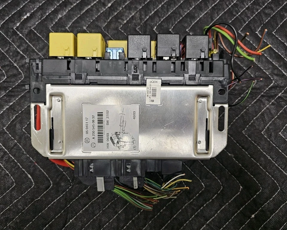 Módulo de control de caja de fusibles SAM genuino Mercedes-Benz SL500 SL55 AMG R230 2003-08 Foto 3 de 4