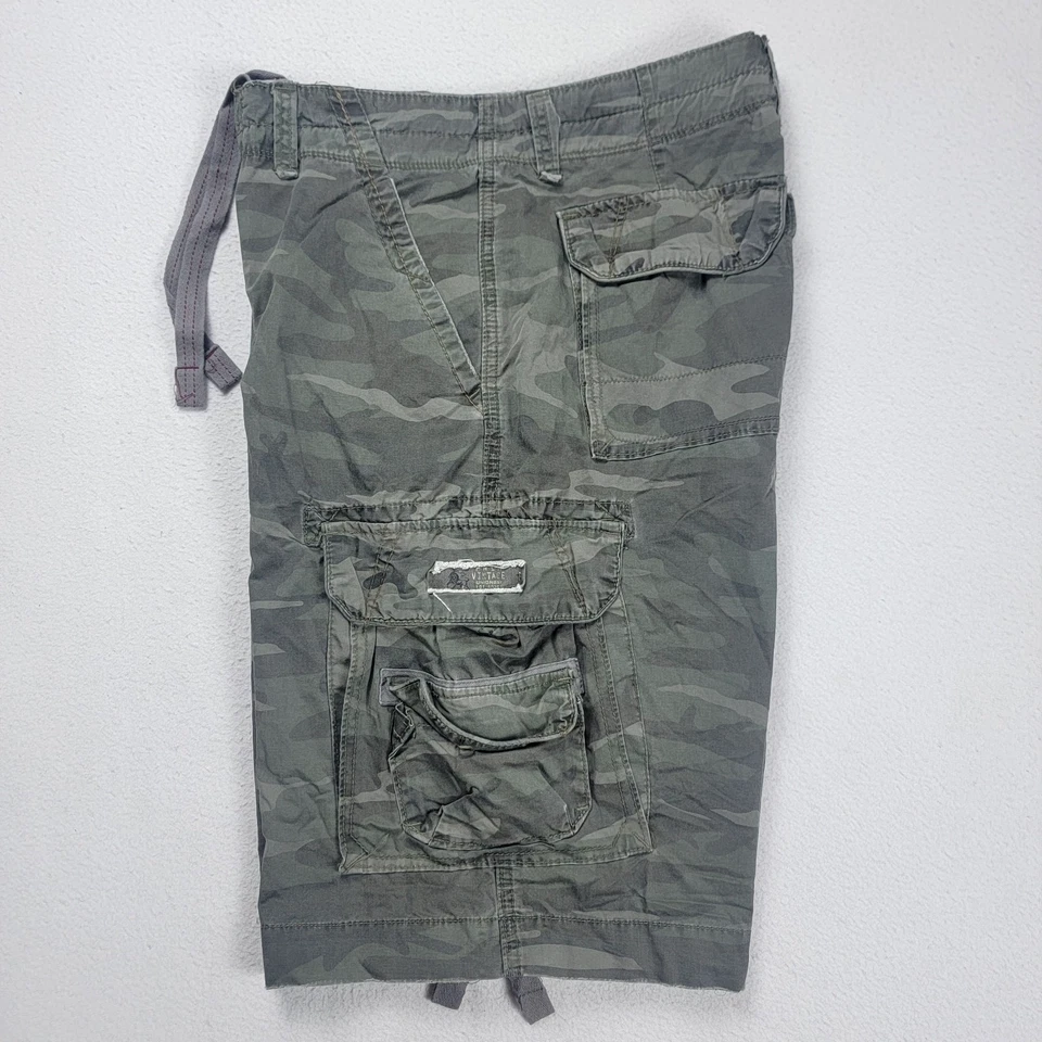 UNIONBAY Palm Vintage Camo Cargo Shorts Men's 32 Green Camouflage Military Y2K - Image 3 of 4