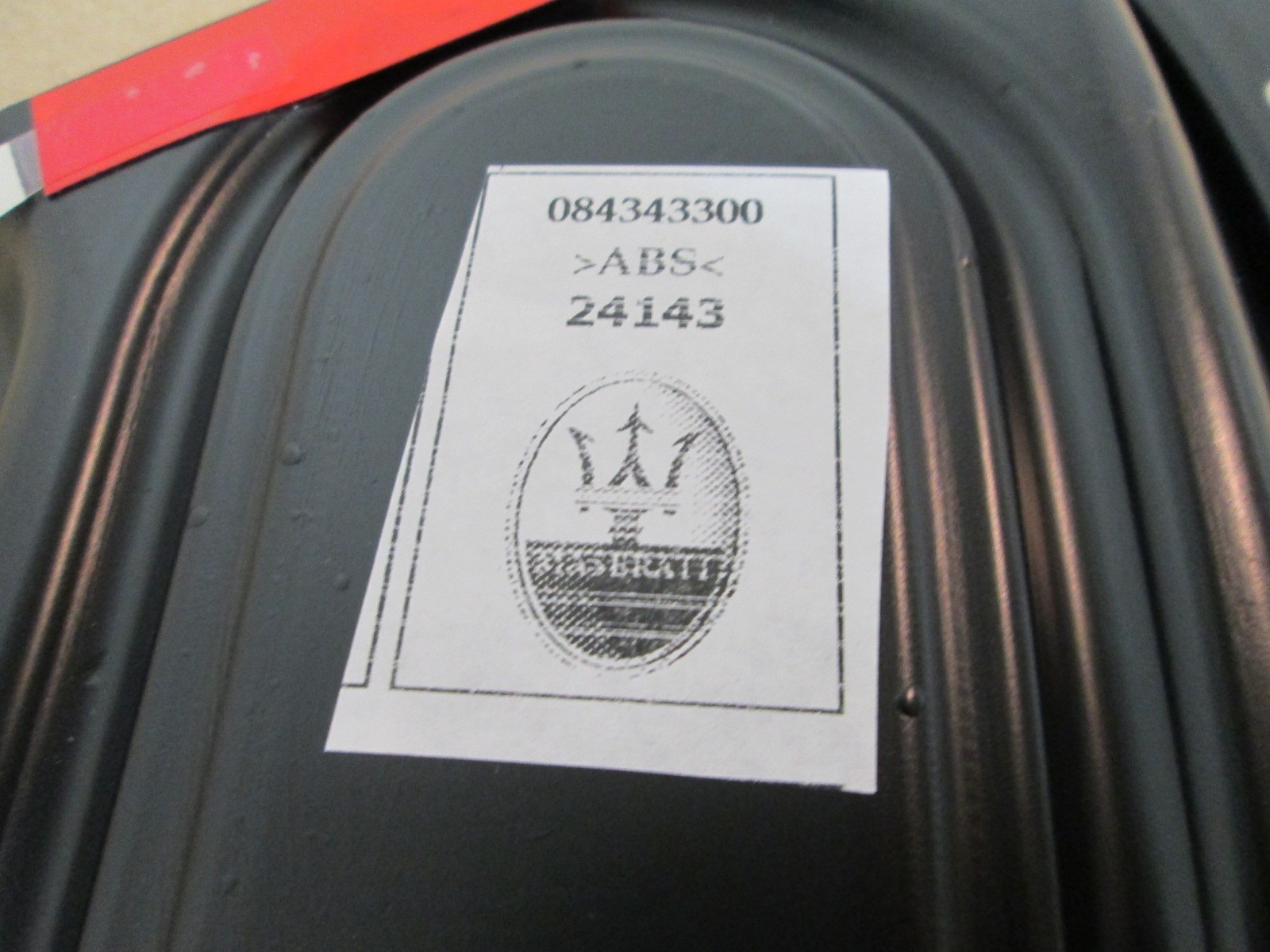 Maserati Gran Turismo - RH Roof / Top Cover Guard  #  900028061