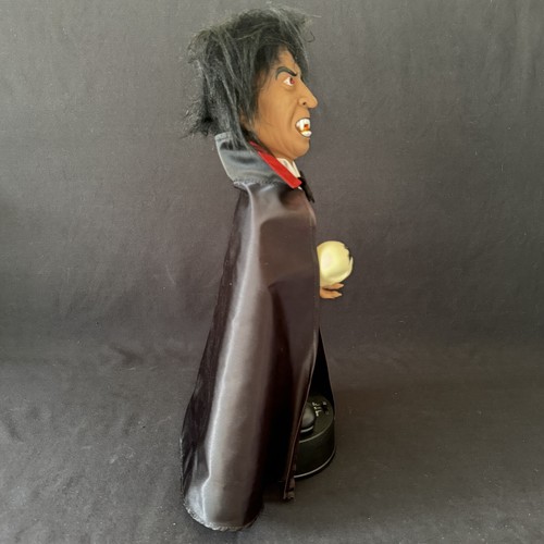 Vintage Motion-ettes of Halloween by Telco Creations Vampire Dracula 18" TESTED - Picture 5 of 17