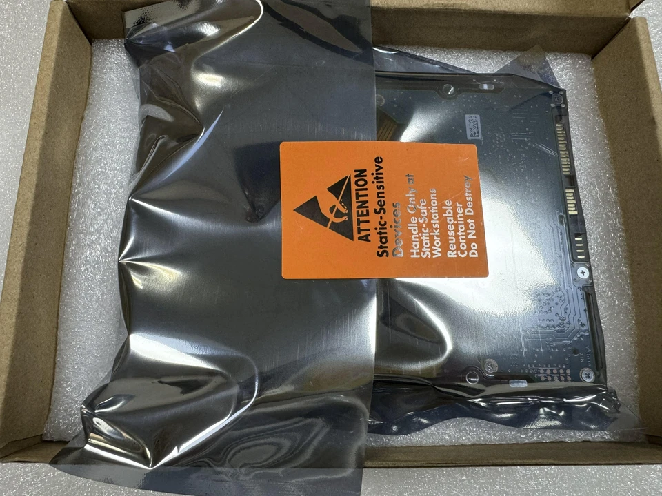 New Dell 20T SAS HDD 3.5" 12gbps RPM 1.2K without tray R3G03 NT45N 0R3G03 0NT45N - Image 4 of 4