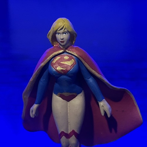 Eaglemoss DC Chess Super Girl Pawn Figure No Magazine Repaired - Picture 2 of 6