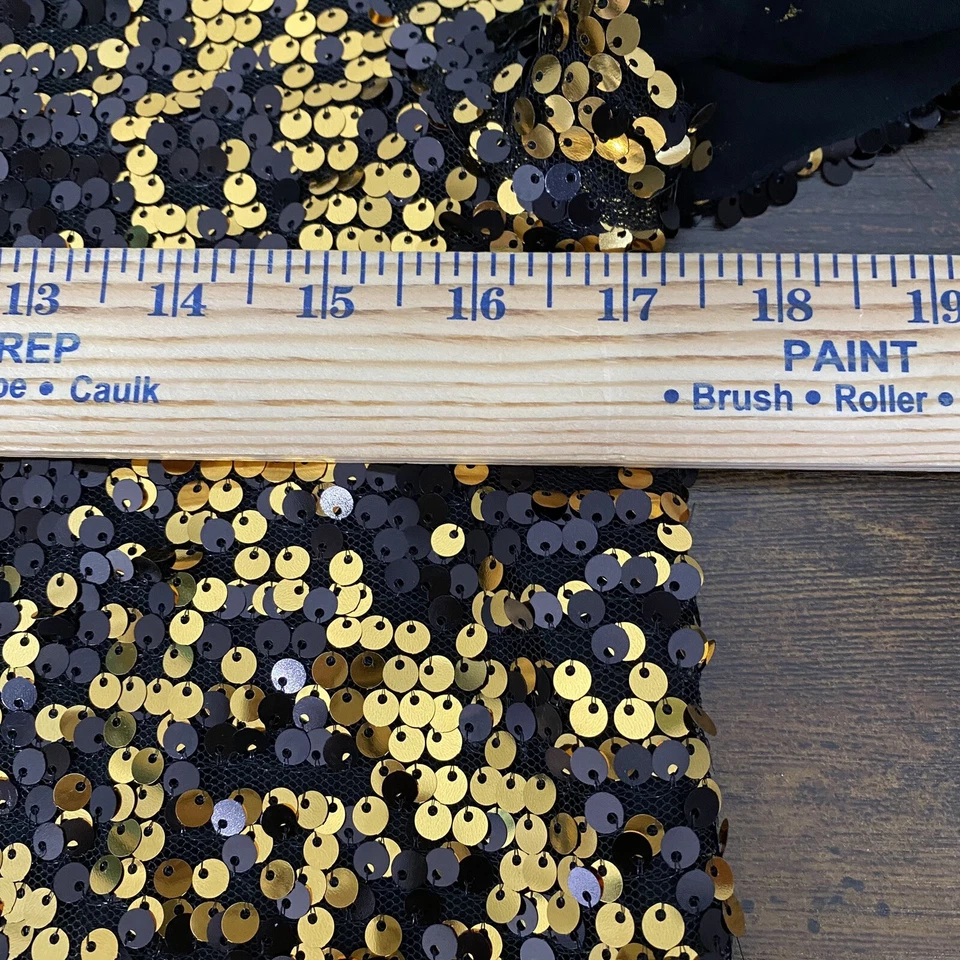 Top Shop Women’s Sequin Top Size 4 Gold & Black Holiday Party - Image 4 of 4