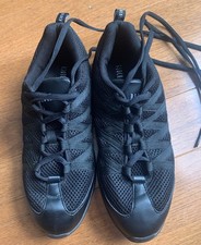 Womens Bloch Split Sole Dance Sneakers Black Mesh Lace Up Size 10