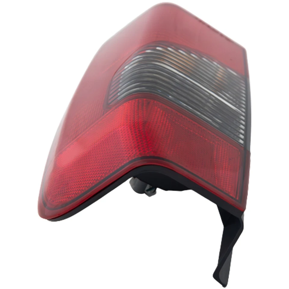 Luz trasera para Nissan Xterra 2000-2001 lado del pasajero Foto 2 de 4