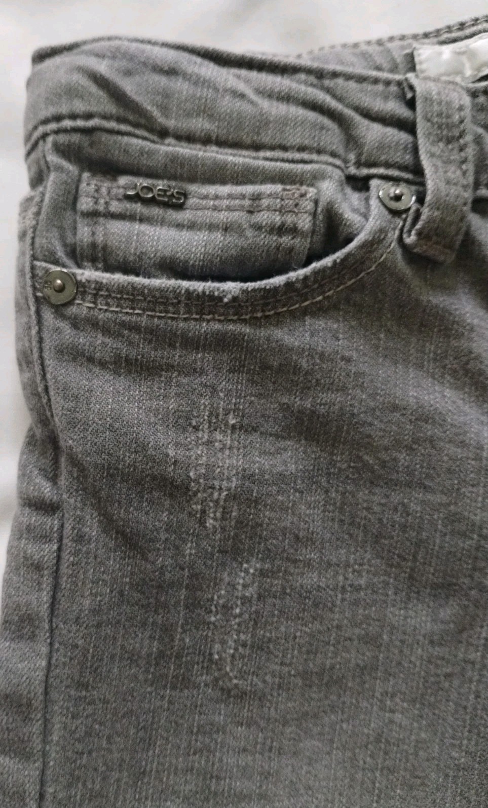 Picture 4 of 12