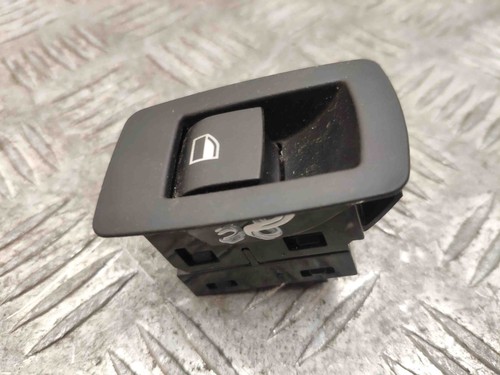 BMW 3 F30, F80 Schalter für Fensterheber hinten rechts 9208106 2.00 15489708