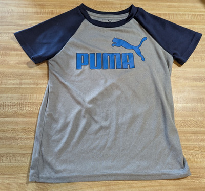 Puma Boys Size 5 100% polyester Gray short sleeve Puma  logo shirt