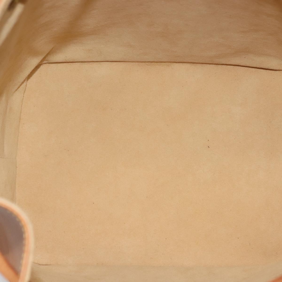 Foto 11 di 23