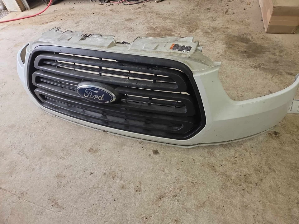 19 FORD TRANSIT 250 Front Bumper (No Shipping) Foto 2 de 4