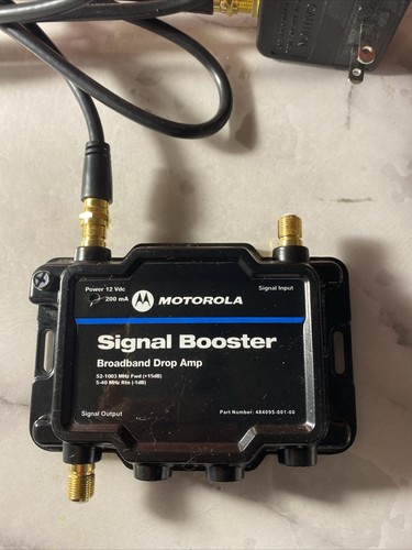 Motorola Signal Booster Broadband Drop AMP HDTV W/ DC Adapter - Picture 2 of 4