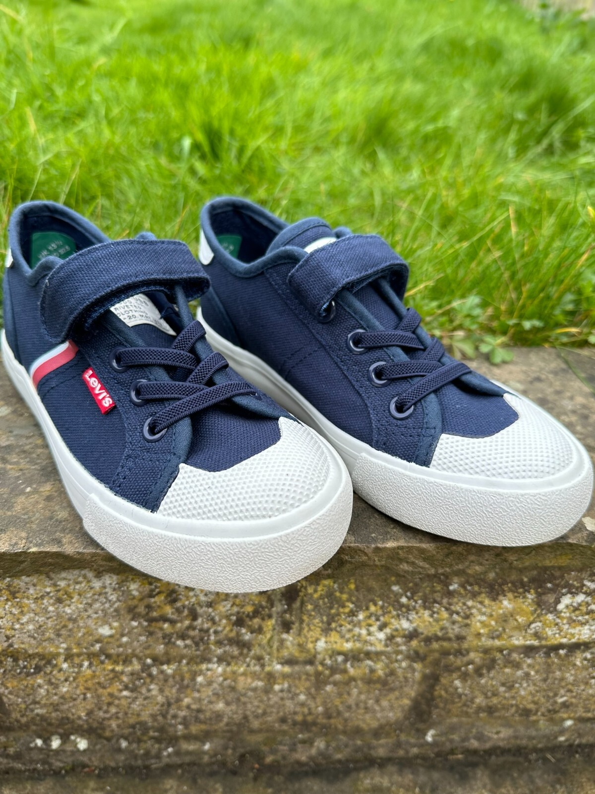 Levi's Kids Zapatos de Entrenador Bajo Talla 13.5 Reino Unido Niños Niñas Unisex NUEVOS Azul Marino