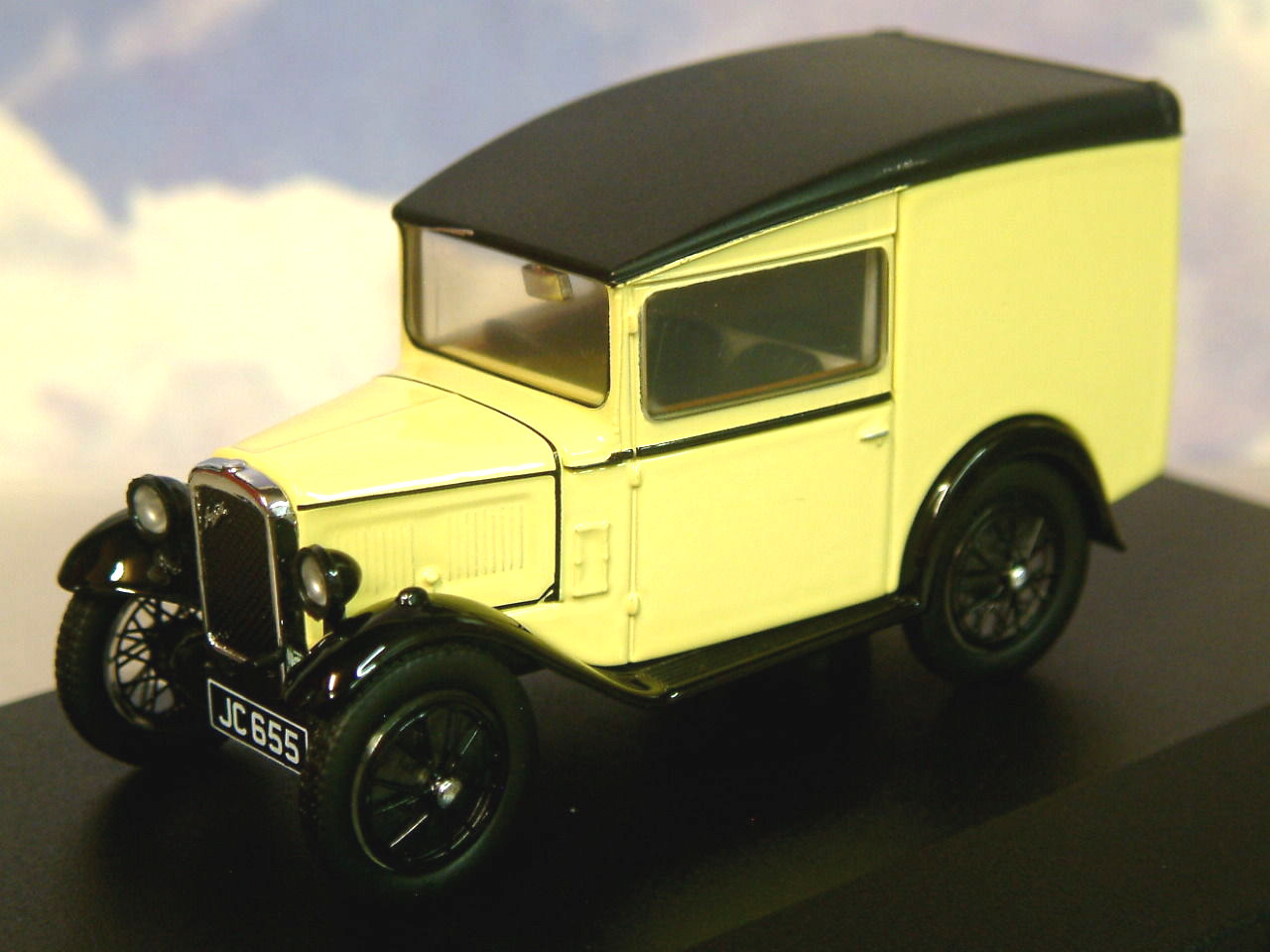 OXFORD DIECAST 1/43 1932 AUSTIN SEVEN 7 RN VAN PRIMROSE YELLOW & BLACK ASV001