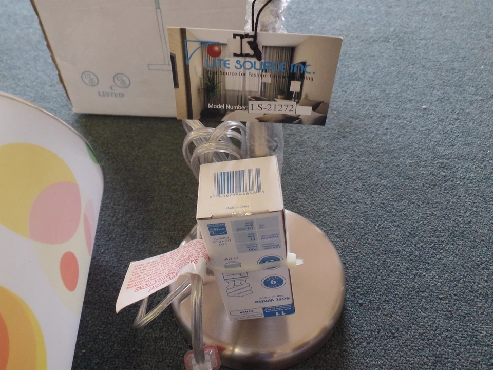 Lámpara de mesa Levendig D081610 Lite Source LS-21272 acero pulido pantalla impresa Foto 2 de 4