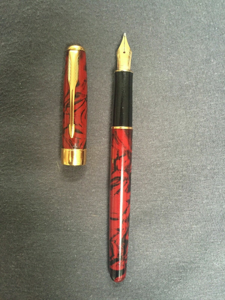Parker Sonnet Premier Fountain Pen Lacquer Red Marble 18Kt Gold