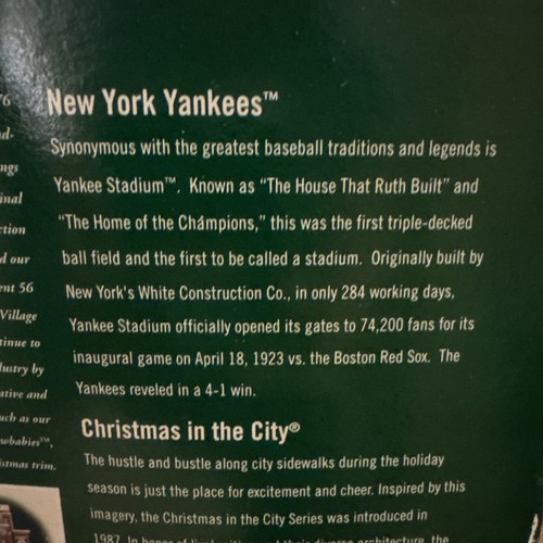 Department 56 New York Yankee Stadium Christmas in the City Series #56.58923 - Picture 4 of 17