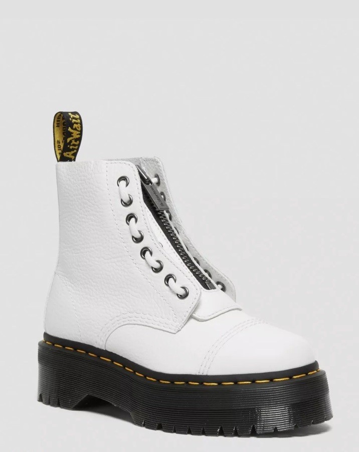 Rare Dr Martins Sinclair White Leather Boot. Womens Size 6. Sold With Box. EUC