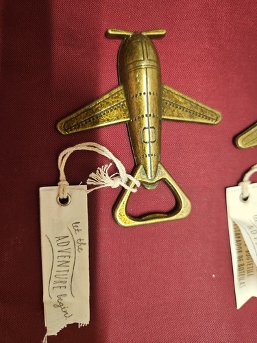 2 Vintage Kate Aspen Metal Plane Airplane Bottle Openers Pre-owned/New - Picture 2 of 7