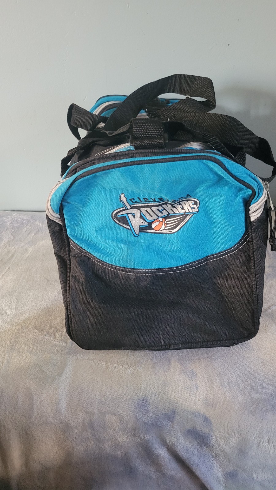 Vintage Cleveland Rockers WNBA Duffel Bag NOS Official Licensed Team Bag