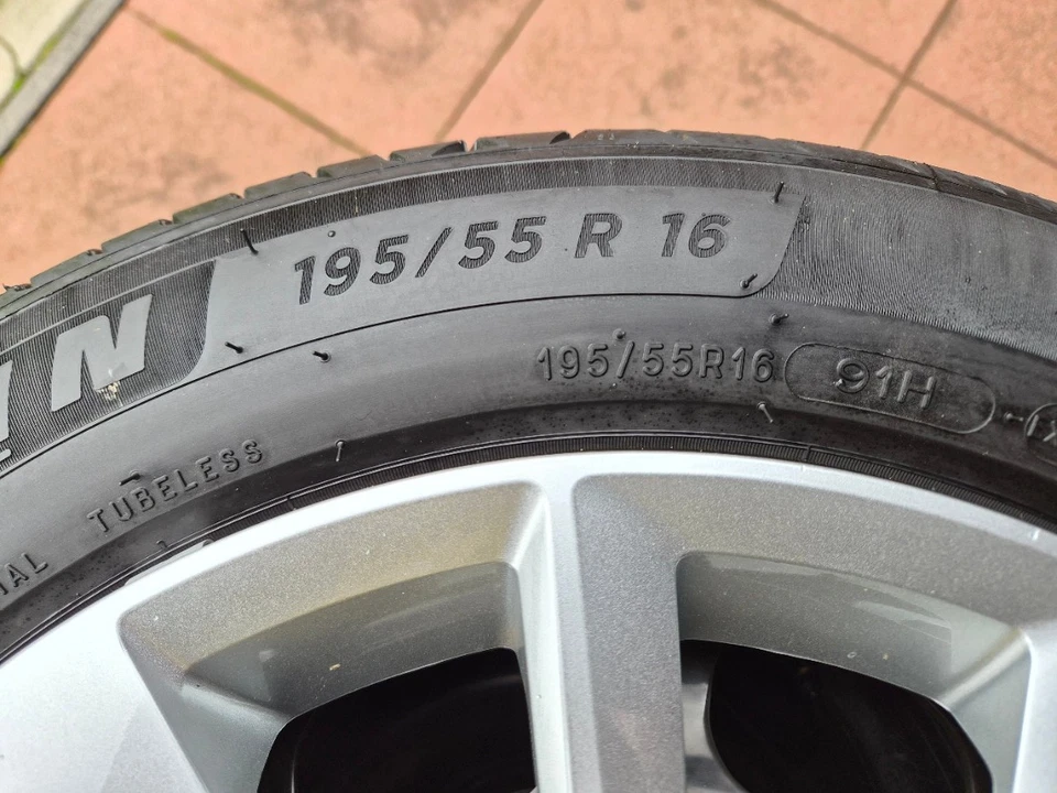 4x Sommerkompletträder für Opel Corsa F, Peugeot 208, 16 Zoll 195/55/16, wie neu - Bild 3 von 4