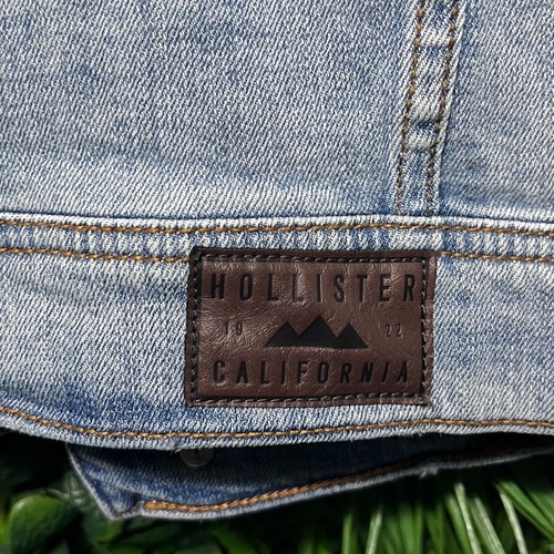 Vintage Hollister XL Denim Jacket Distressed Light Wash Trucker Jean Jacket 2880 - Picture 9 of 10