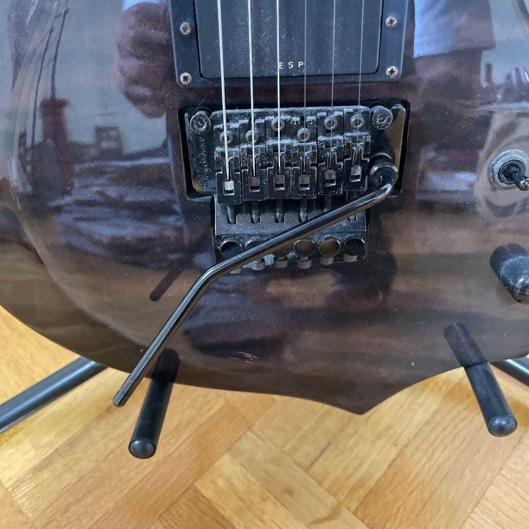 Electric Guitar Edwards by ESP EP-98A Pierrot Aiji Quilted Electric Guitar Edwards by ESP EP-98A Pierrot Aiji Quilted