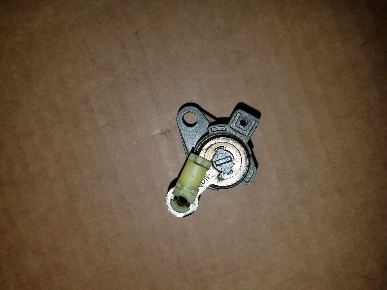 2004 ISUZU RODEO IGNITION SWITCH DRIVER PASSENGER TAILGATE DOOR LOCK