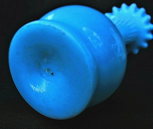 ANTIQUE VICTORIAN ENAMELED FORGET-ME-NOT BLUE FLUTED GLASS VASE - Picture 5 of 6