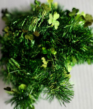 FREE St Patrick's Day Irish Bright Green Tinsel Shamrock Garland 32 ft New