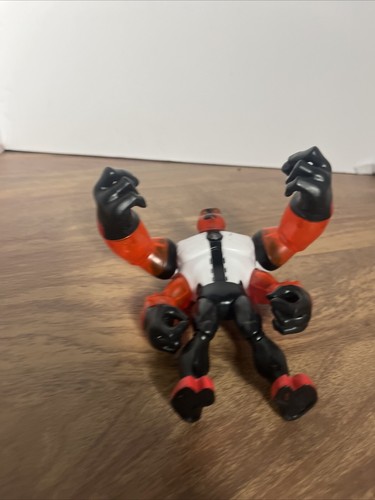 Ben 10 Power Up Four Arms 6" Action Figure Lights & Sound Playmates 2017 Alien - Picture 3 of 4