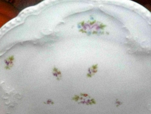 Vajilla de diseño floral vintage platillo de porcelana de 8" marcado Austria - Imagen 3 de 5