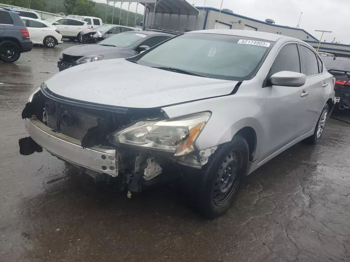 Used Left Sun Visor fits 2014 Nissan Altima Sdn w illumination