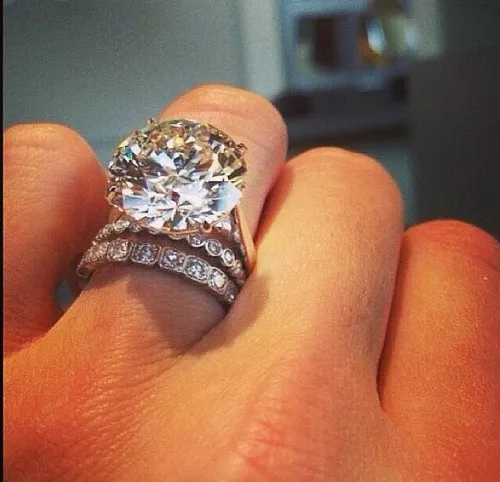 Diamond ring with two bands cheap