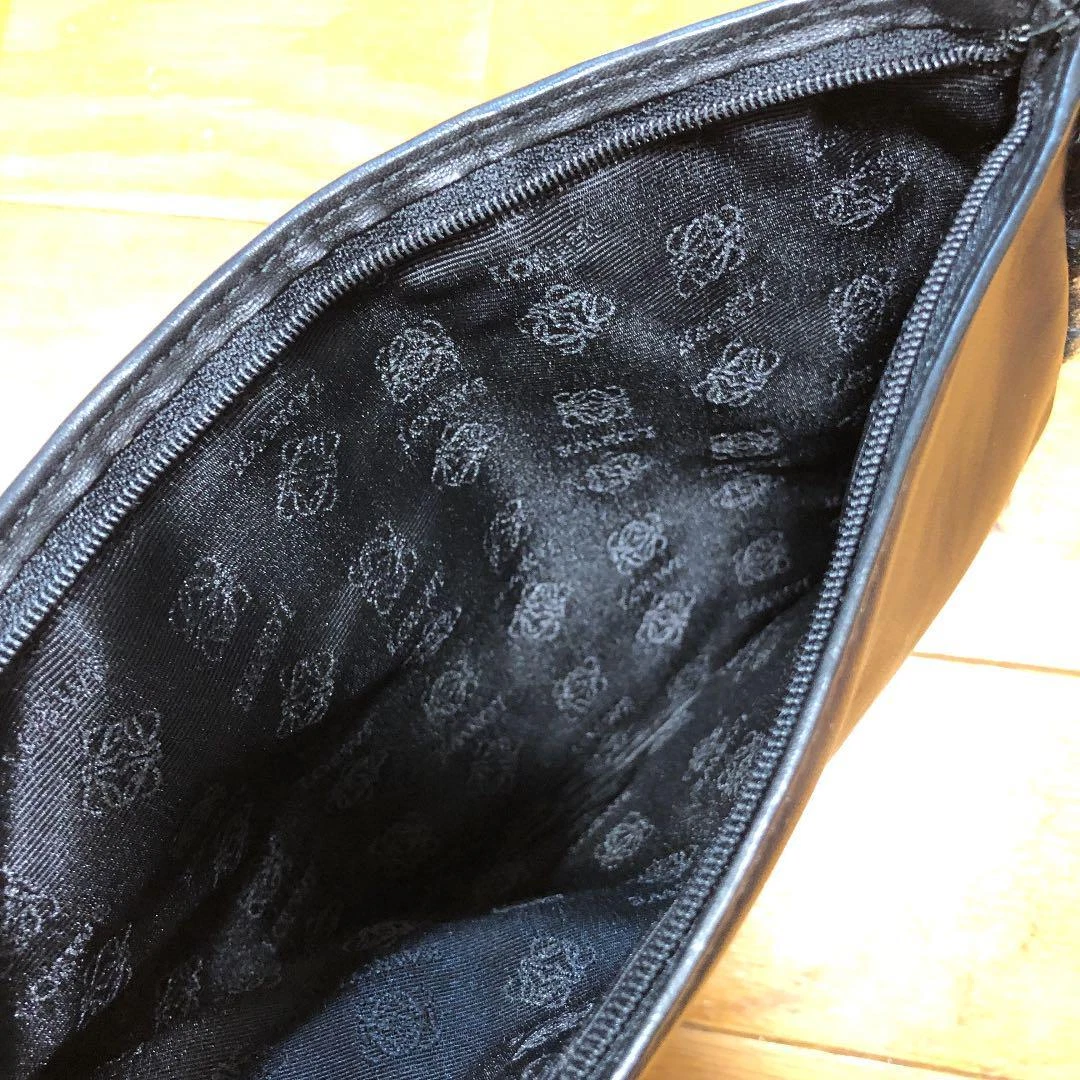 Custodia frizione Loewe pelliccia nera