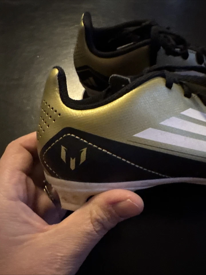 Adidas Unisex-Niño F50 Club Messi Zapatilla Tierra Flexible Talla 2.5 Foto 3 de 4