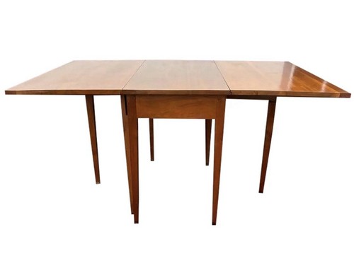 Vintage Federal Style Drop Down Leaf Dining Room Table And 6 Chairs