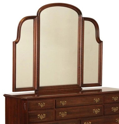 Ethan Allen Georgian Court tri-fold mirror, for dresser with Mounting Bars