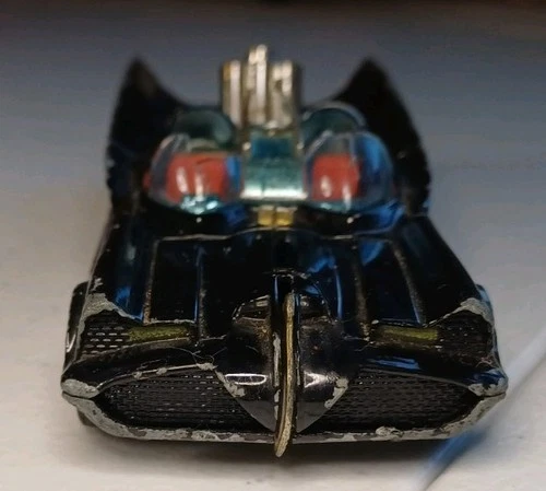 Corgi Toys Batmobile Whizzwheels #267 Vintage Original Diecast Model .........