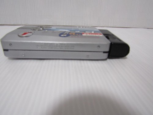 SONY WM-GX688 Silver Recording Walkman Cassette Player - For Parts or Repair - Picture 8 of 9