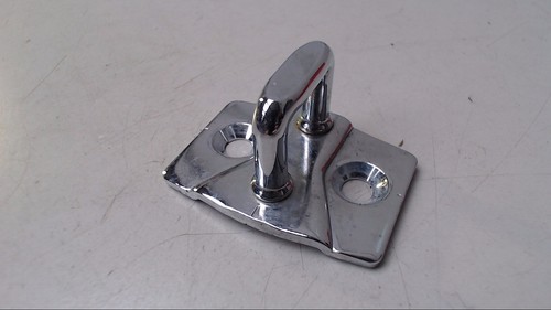 Schliesskeil Fanghaken Türfänger Chrom Rechts 2115354 7067805 BMW 330xd DPF