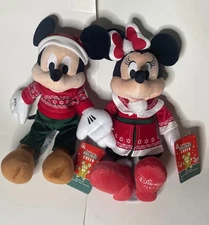 Disney Mickey and Minnie Mouse Holiday Plush 2022 BRAND NEW