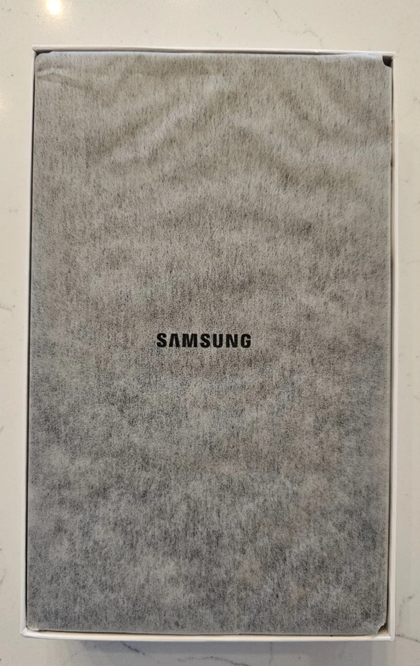 NEW Samsung Galaxy Tab A - 8" - 32GB - Tablet - (SM-T307U) Verizon (UNLOCKED) - Image 4 of 4