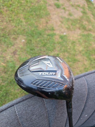 Wilson Deep Red Tour Driver 10.5 Degree Regular Flex Driver Golf Club - Picture 12 of 12