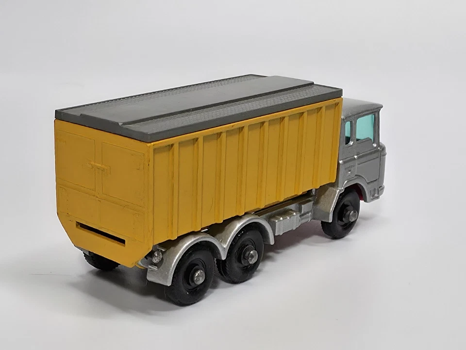 Matchbox Lesney No. 47 DAF Tipper Container Truck - Image 4 of 4