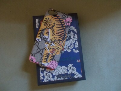 Gucci 451471 iPhone 6 GG Supreme Bengal Tiger Print Phone Cover
