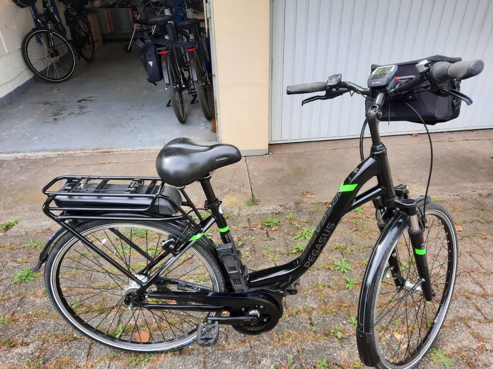 EBike Pegasus, Motor aktiv Plus, 500 W Akku, 1170 Km Laufleistung, 28