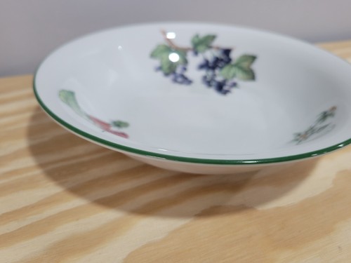 Royal Worcester Cotswold Fruit 8" Coupe Cereal Bowl - Picture 3 of 6
