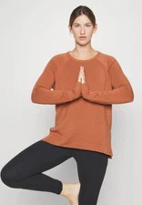 NEW Athleta Women Coaster Luxe Recover Sweatshirt Top Sequoia Brown